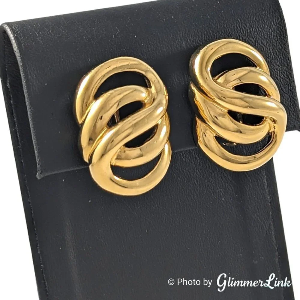 Vintage Napier Chunky Interconnected Swirl Gold Tone Clip On Earrings